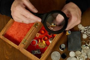 quelles sont les particularités des bijoux elise tsikis